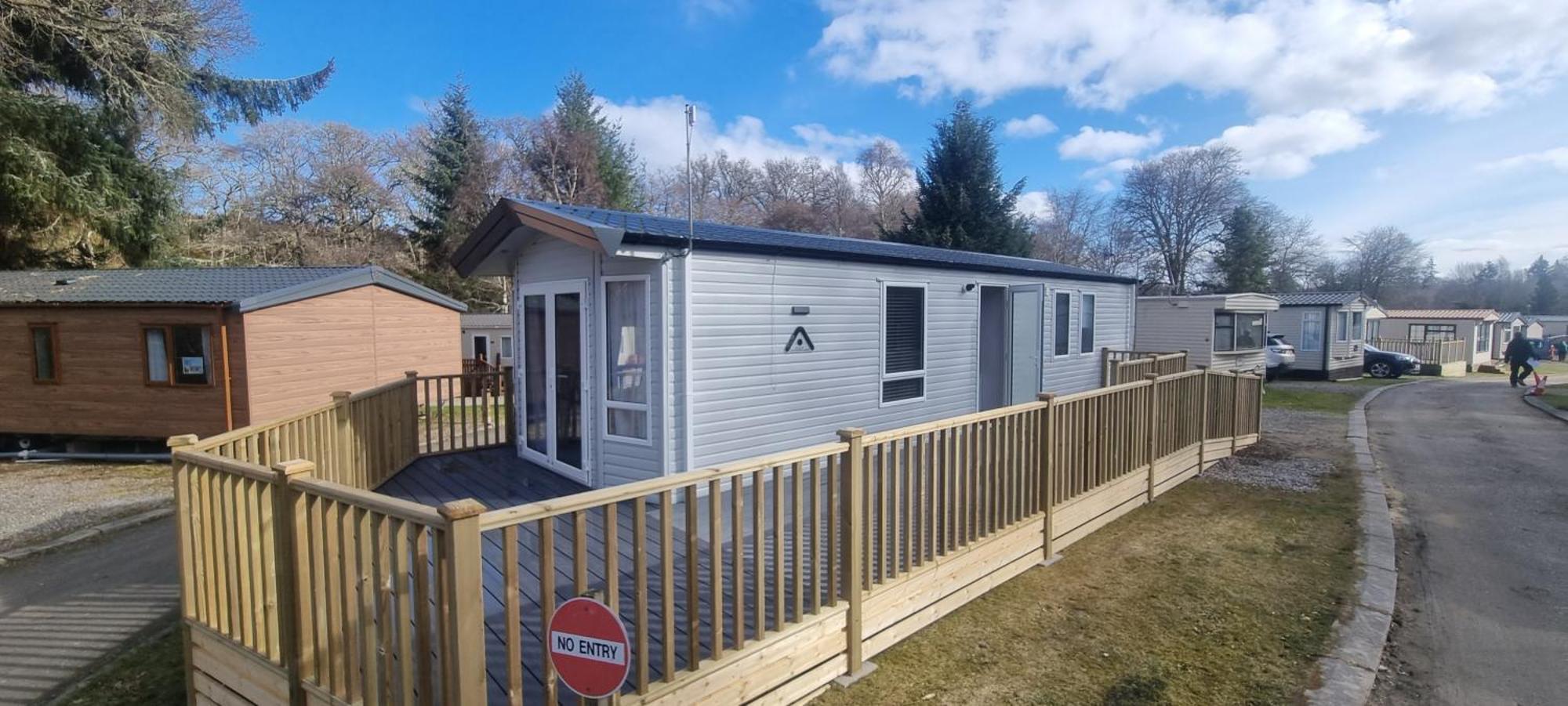 Lynton Lodges Atlas Evanton Exterior photo